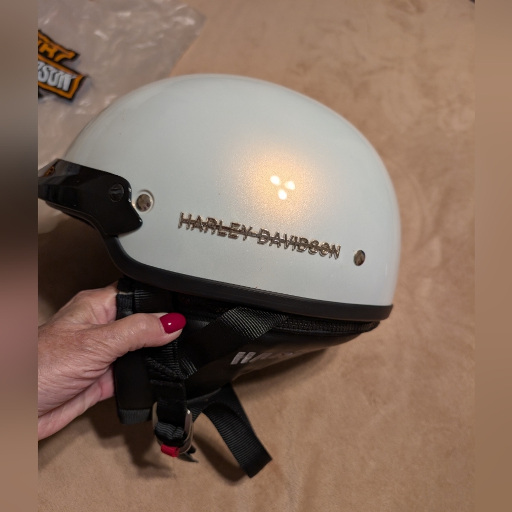 Harley-Davidson White Motorcycle Half Helmet with Black Trim